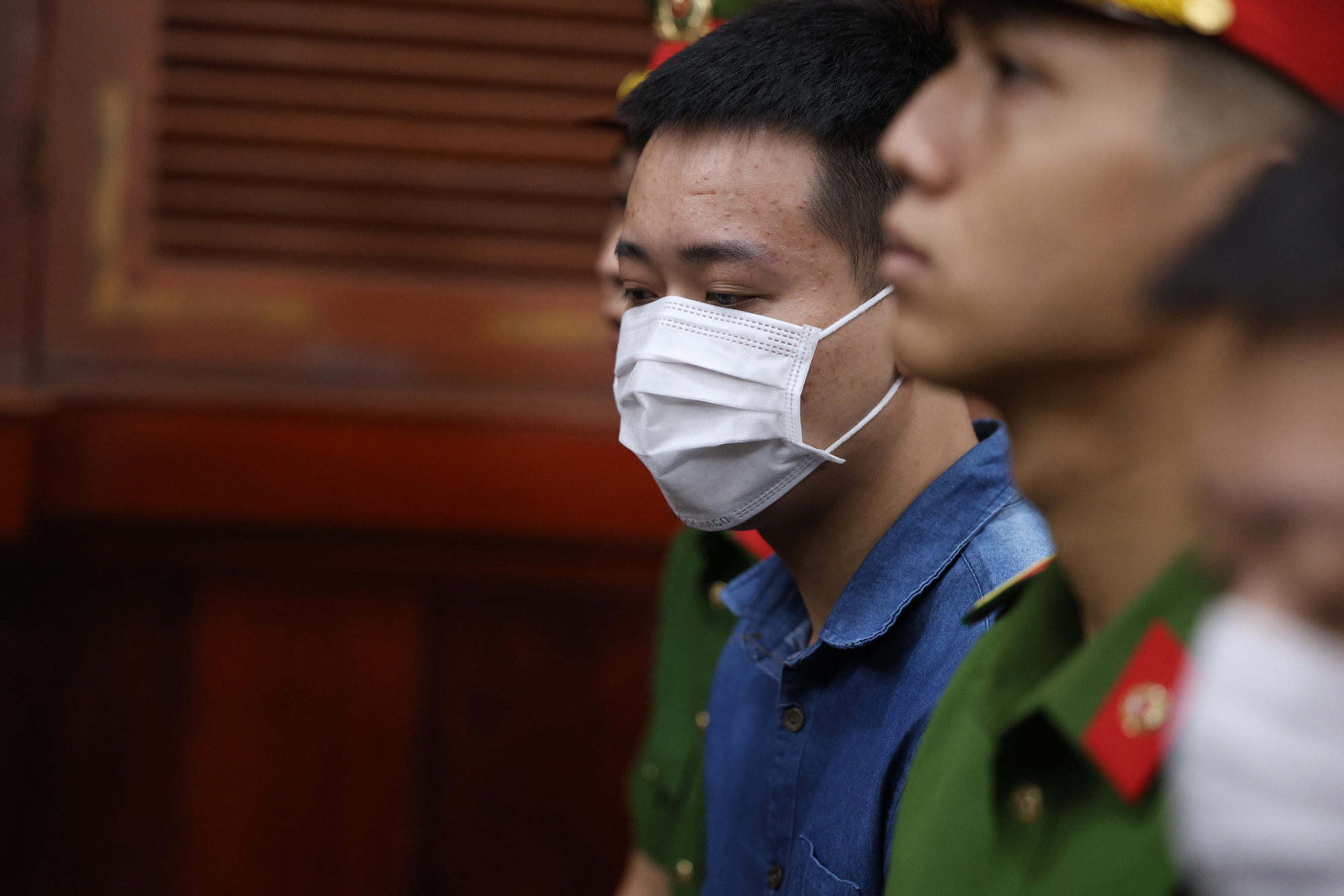 Nguyễn Thúc Thùy Tiên: 