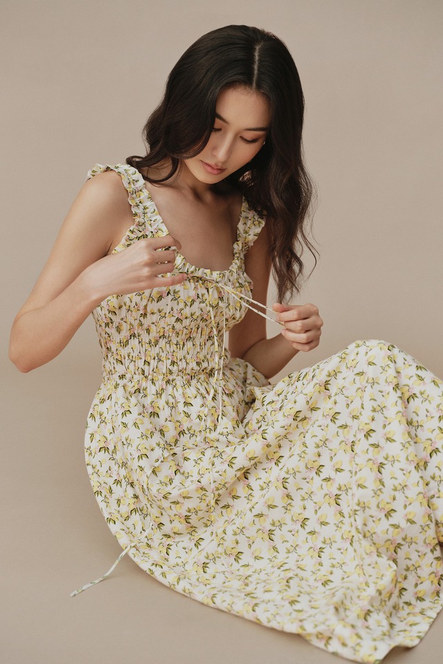 Trở về với vẻ đẹp tự nhiên cùng áo, váy linen- Ảnh 4.