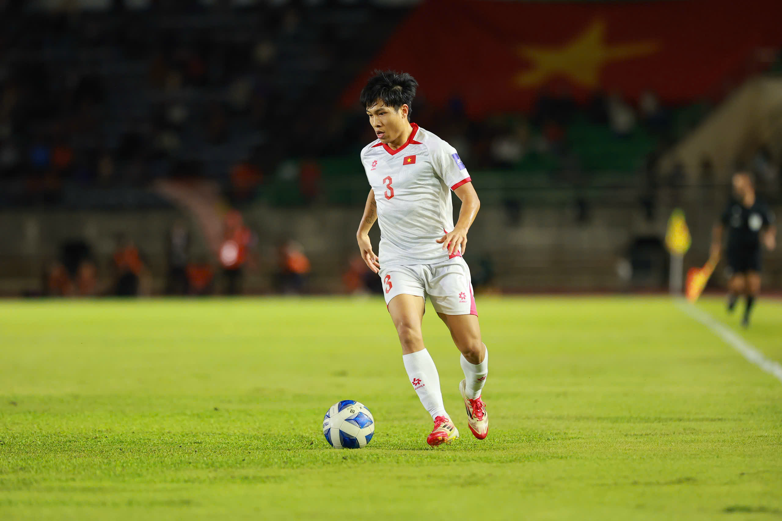 Xuân Son lập công ngày tái xuất nhưng ĐT Việt Nam chỉ thắng nhẹ Lào- Ảnh 6.