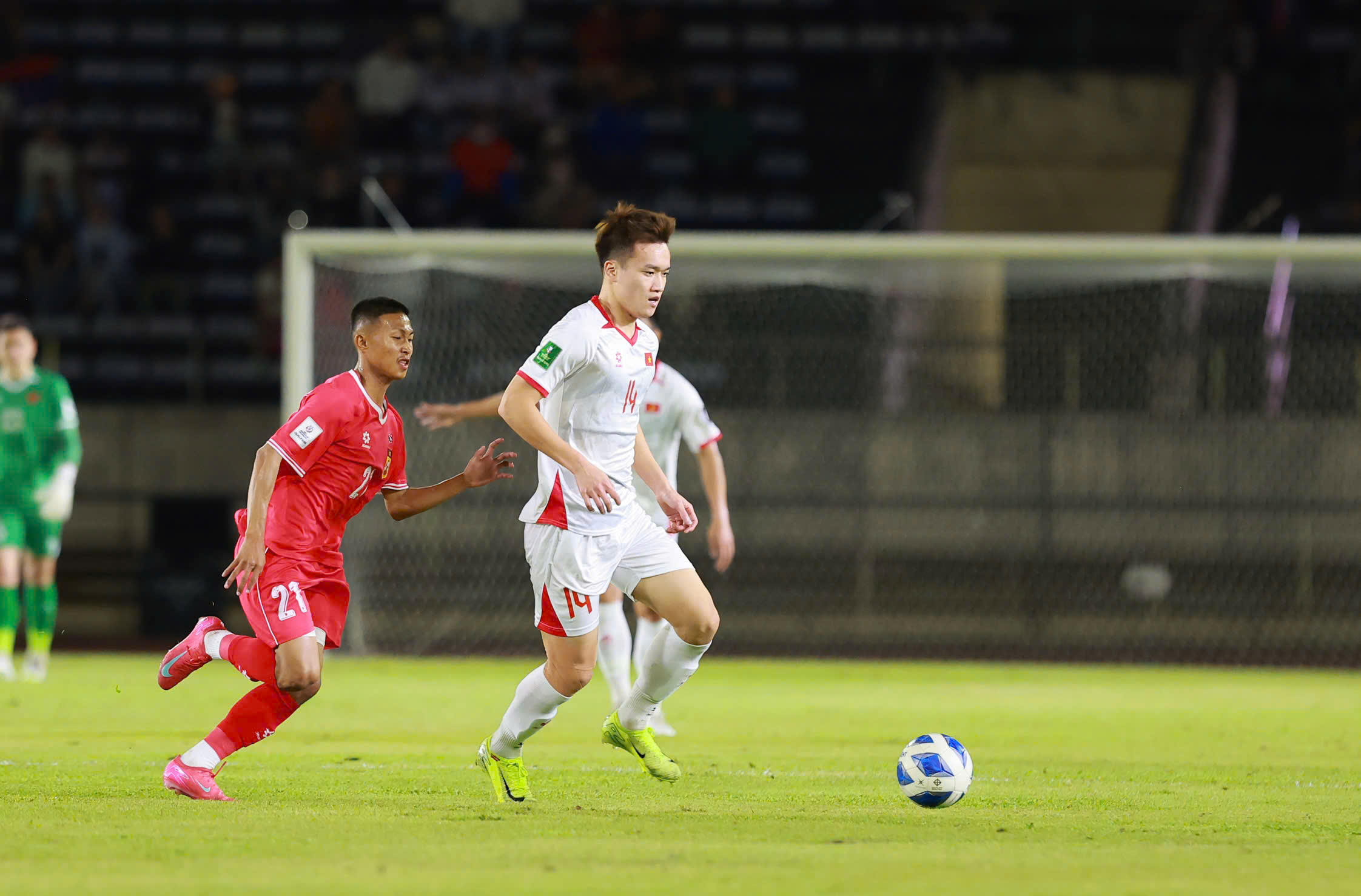 Xuân Son lập công ngày tái xuất nhưng ĐT Việt Nam chỉ thắng nhẹ Lào- Ảnh 7.