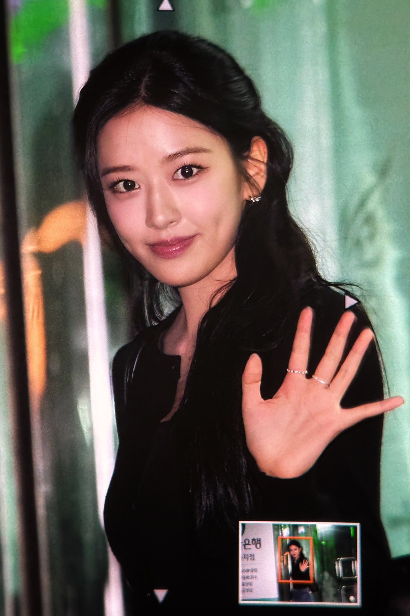 Mỹ nhân có khuôn mặt như nữ chính điện ảnh, nhan sắc tự nhiên tương lai còn ăn đứt Jang Wonyoung- Ảnh 4.