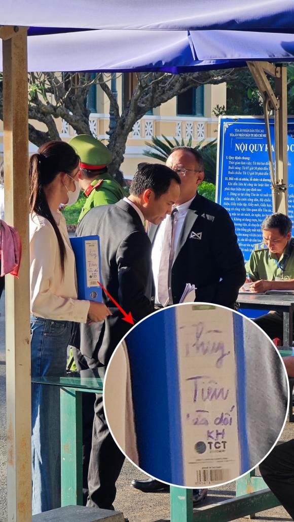 HH Thùy Tiên 7 xét xử HH Thuỳ Tiên, Tập đoàn Chị Em Rọt