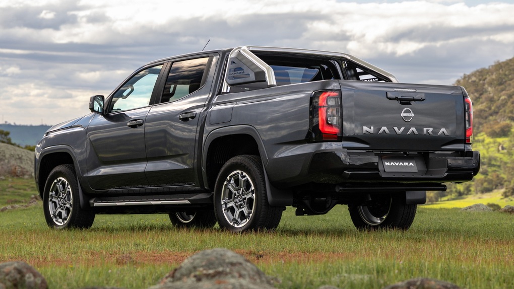 Nissan Navara mới “nương tựa” Mitsubishi để đấu với Hilux và Ranger - 2