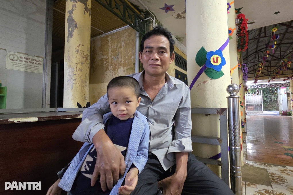 Thầy hiệu trưởng mầm non trích lương đóng tiền ăn bán trú cho học trò - 3