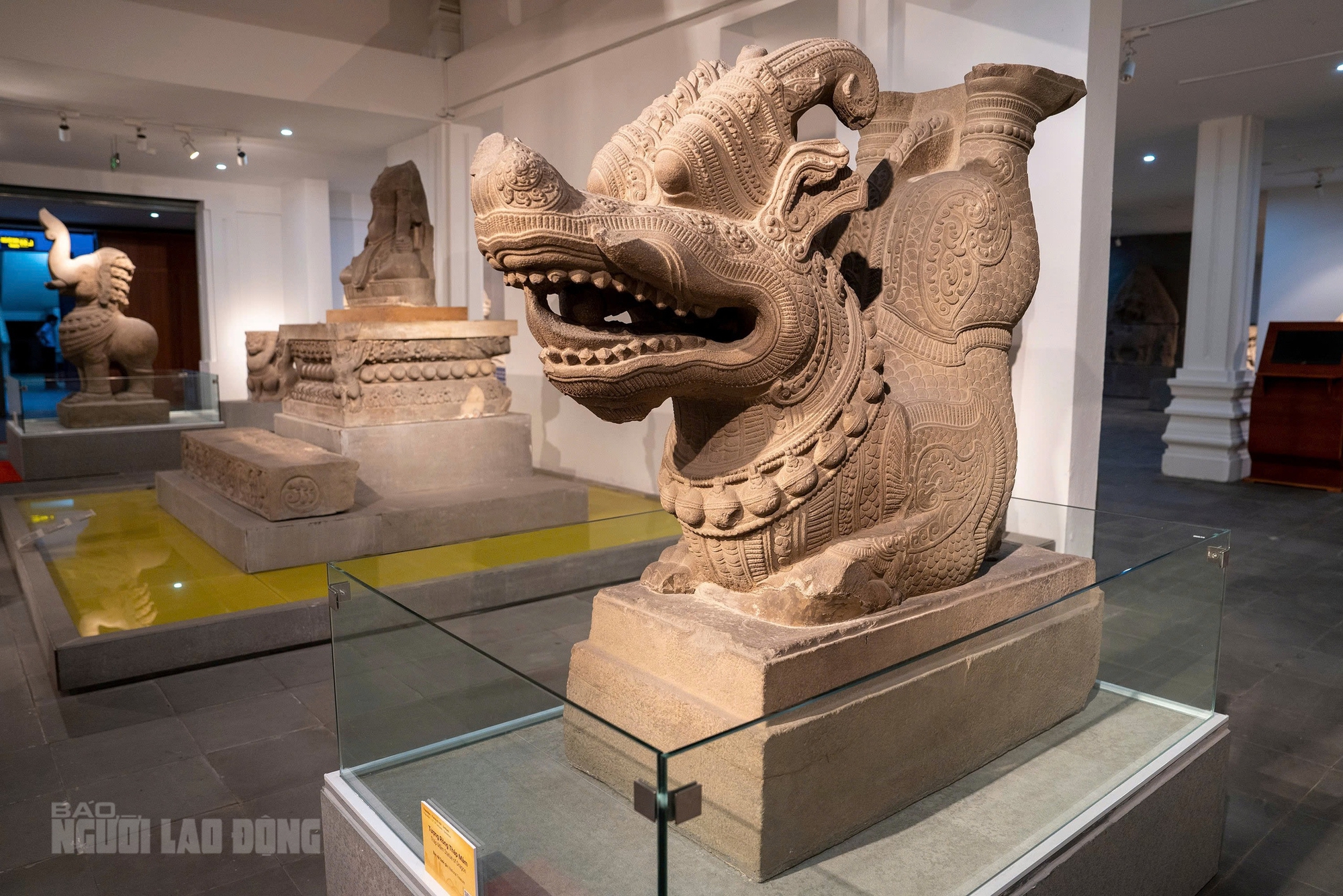 Cận cảnh 19 bảo vật quốc gia trưng bày tại Bảo tàng Điêu khắc Chăm Đà Nẵng - Ảnh 4.