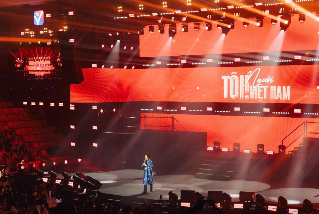 Vikki lan tỏa yêu thương: Đêm nhạc “Tôi! Người Việt Nam” & 5,3 tỷ đồng chuyển tới đồng bào bão lũ- Ảnh 2.