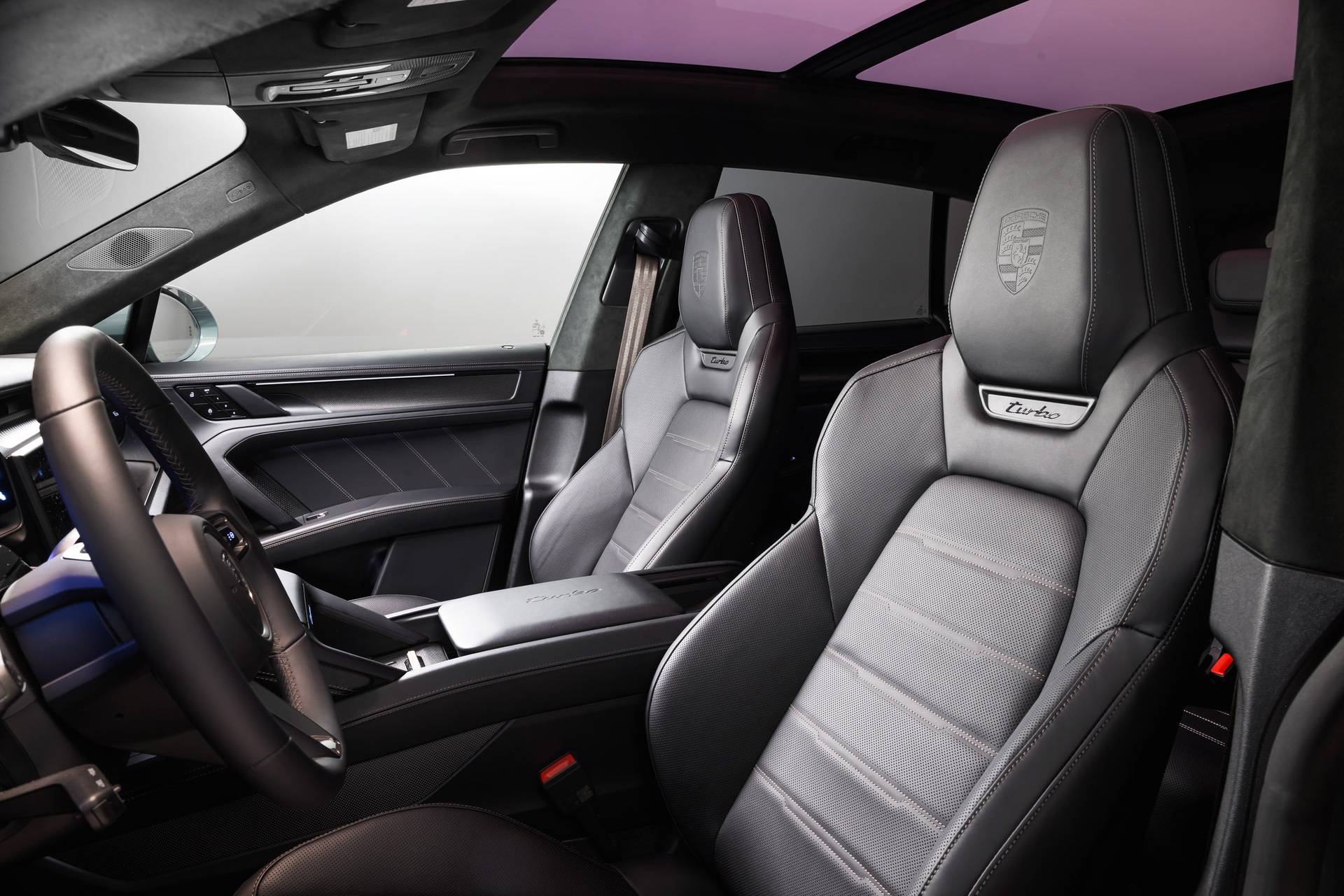 Cayenne Electric ra mắt: 1.139 mã lực, xe đường phố mạnh nhất của Porsche - 15