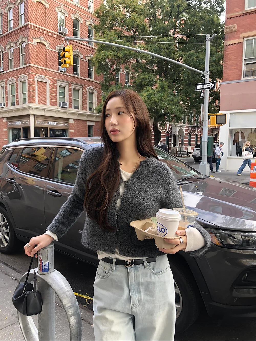 1763633788 804 5 cach mac ao len hack dang cao rao va