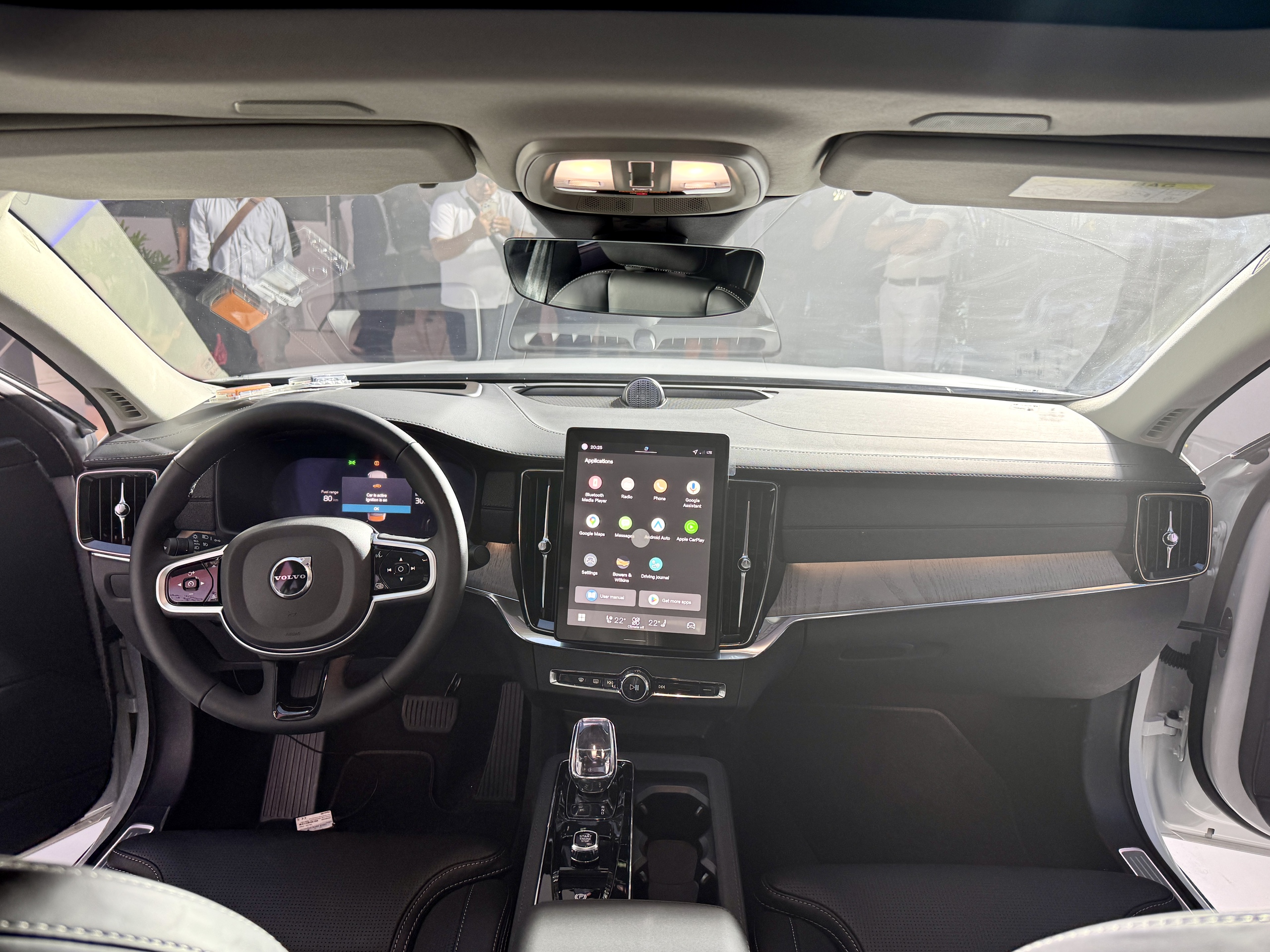 Bộ đôi Volvo XC60 và S90 mới giá từ 2,3 tỉ đồng tại Việt Nam - Ảnh 5.