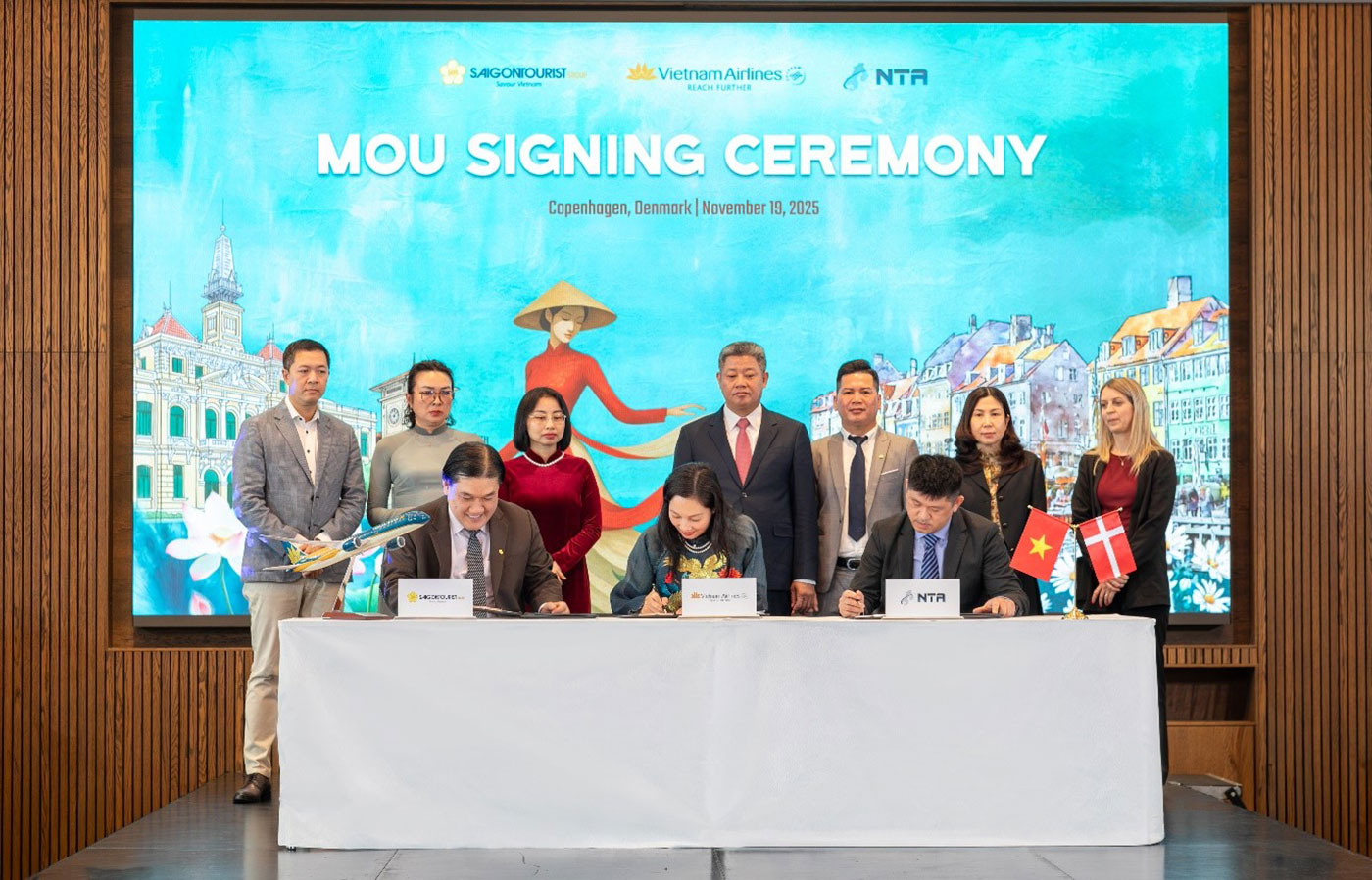 Vietnam Airlines đẩy mạnh xúc tiến du lịch châu Âu: Công bố đường bay thẳng TP.HCM-Copenhagen- Ảnh 6.