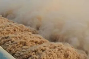 Thấy gì qua mức xả của Thủy điện sông Ba Hạ trước khi lũ lớn đổ về?