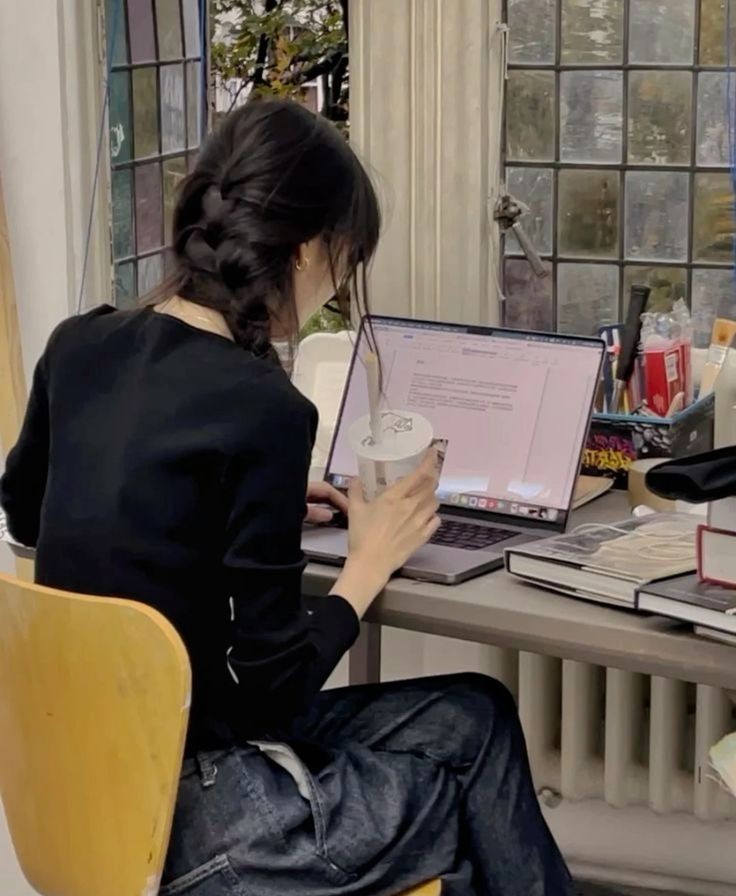 3 kiểu sếp đáng sợ hơn lương thấp- Ảnh 1.