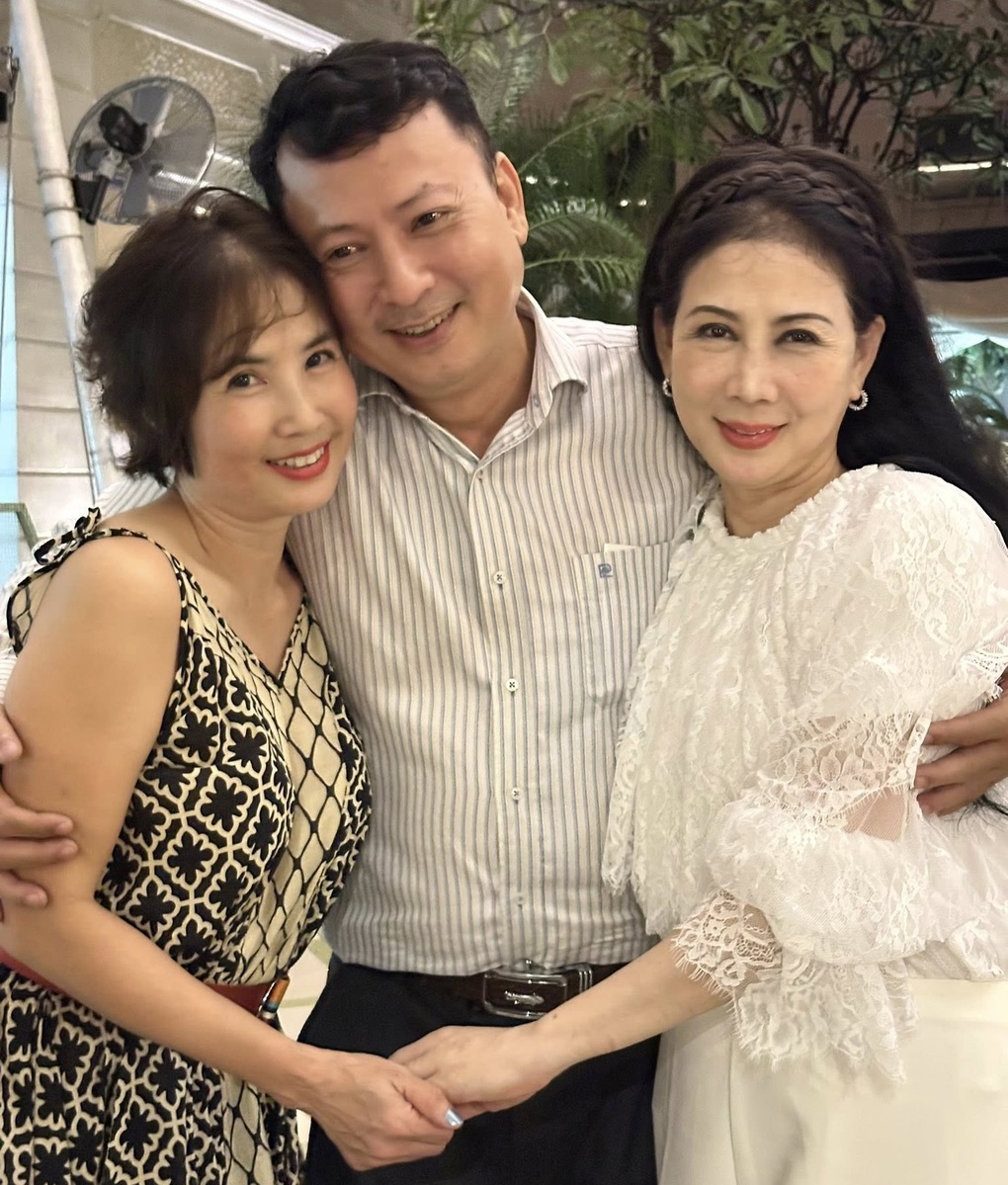 Mỹ nhân thập niên 90 Diễm Hương hiếm hoi tái xuất, nhan sắc gây chú ý - 3