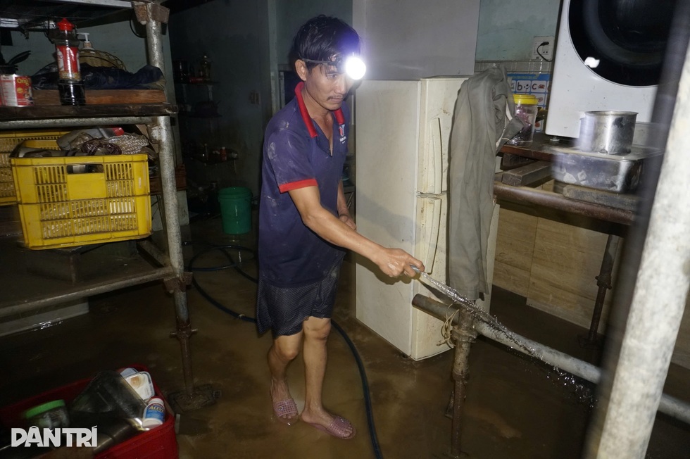 Mưa giảm, lũ rút dần nhưng con số thiệt hại vẫn có thể tiếp tục tăng - 2