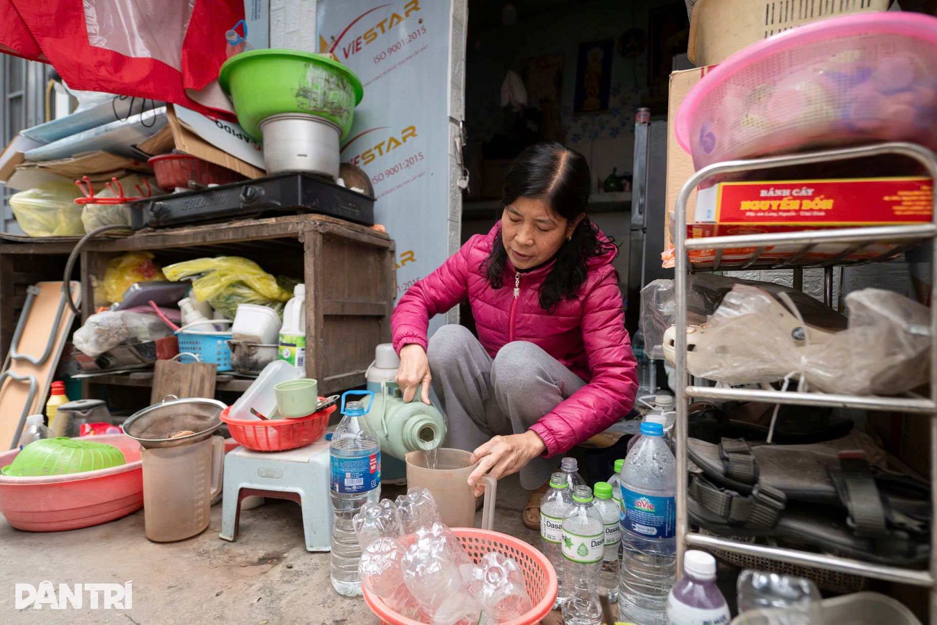 Những phận người chật vật theo từng đợt rét tại xóm chạy thận Hà Nội - 4