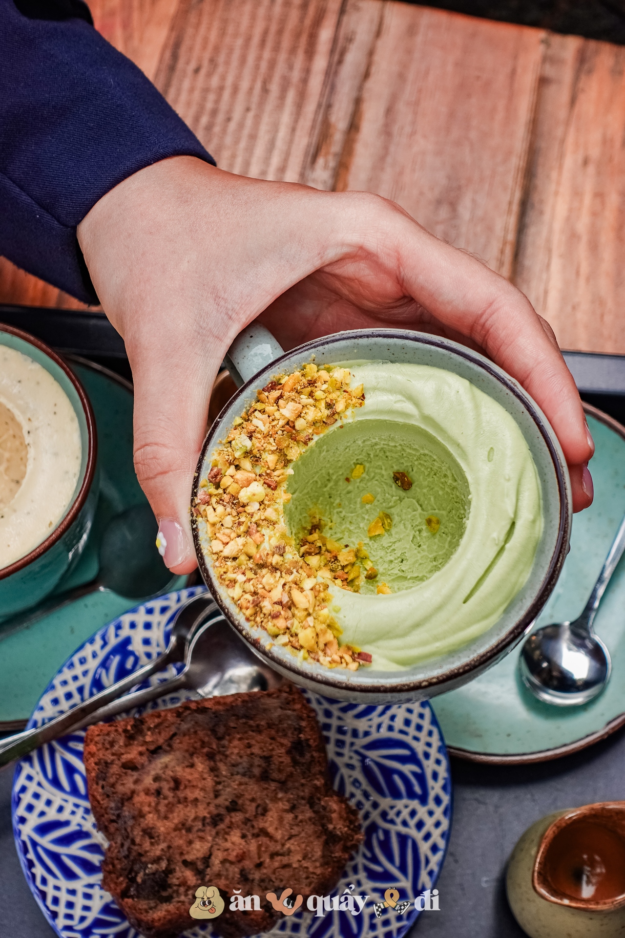 Review trend affogato rót cà phê đang hot nhất Hà Nội: Review trend affogato rót cà phê đang hot nhất Hà Nội: