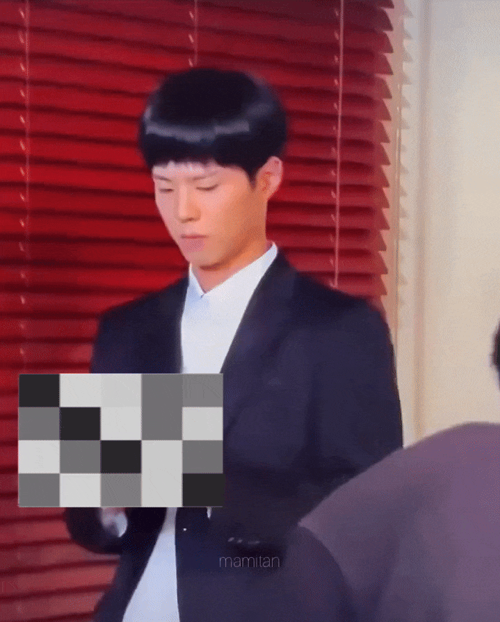 14 giây Park Bo Gum cầm điếu thuốc trên tay làm 14 giây Park Bo Gum cầm điếu thuốc trên tay làm