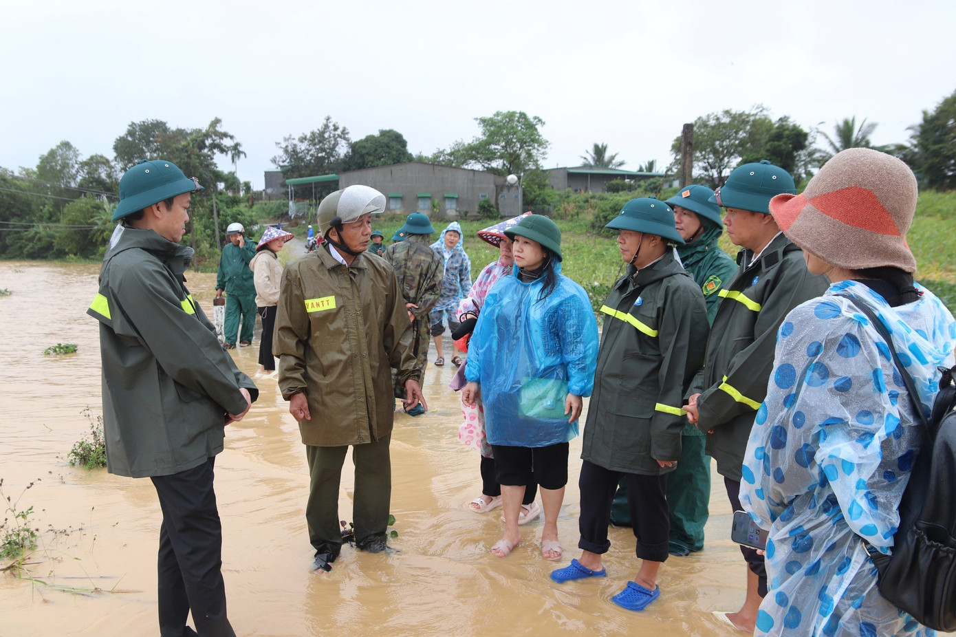 Cảnh báo lũ khẩn cấp trên nhiều sông ở Đắk Lắk- Ảnh 3.