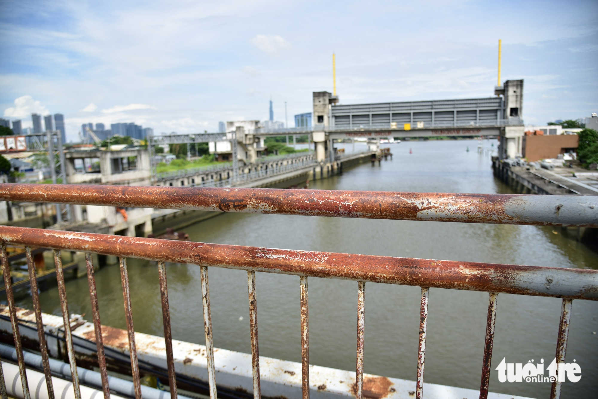 cầu tân thuận - Ảnh 2.