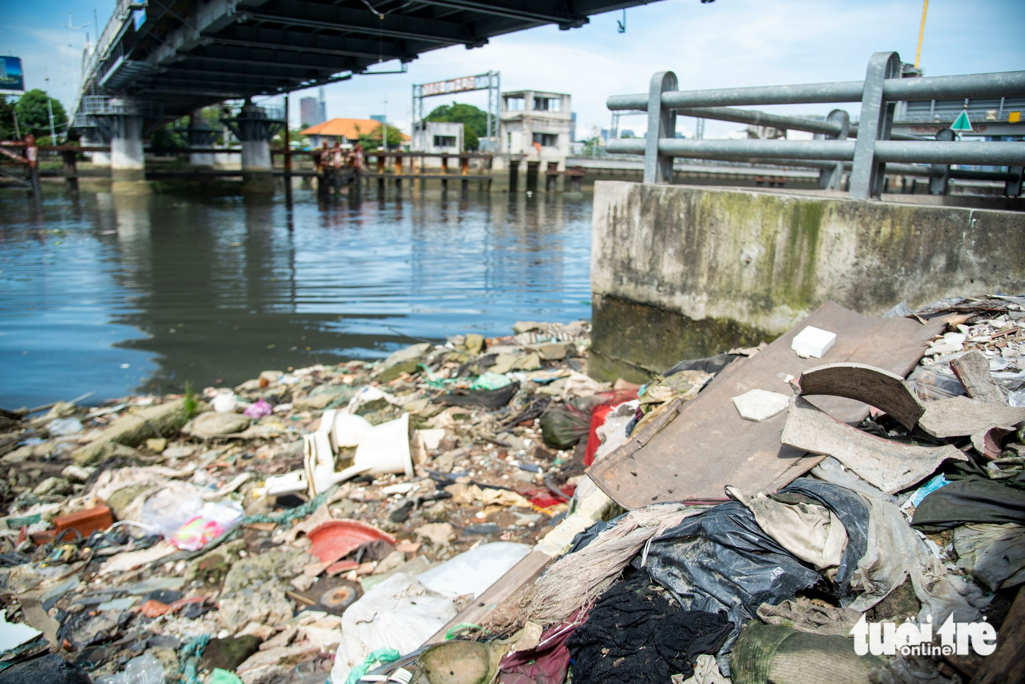 cầu tân thuận - Ảnh 12.