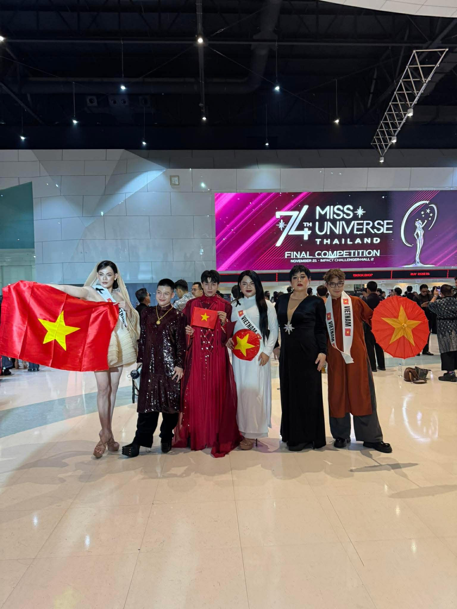 Trực tiếp chung kết Miss Universe 2025: Tân hoa hậu chính thức gọi tên đại diện đến từ Mexico - 49