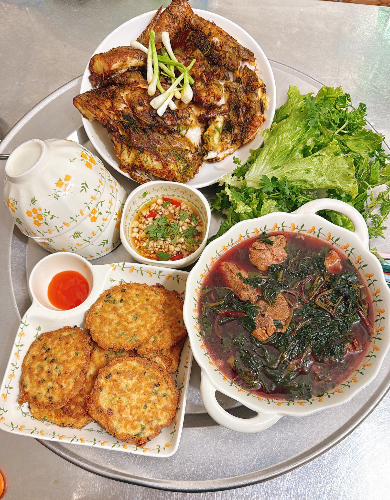 Trứng đúc thịt - Canh rau dền - Cá nướng