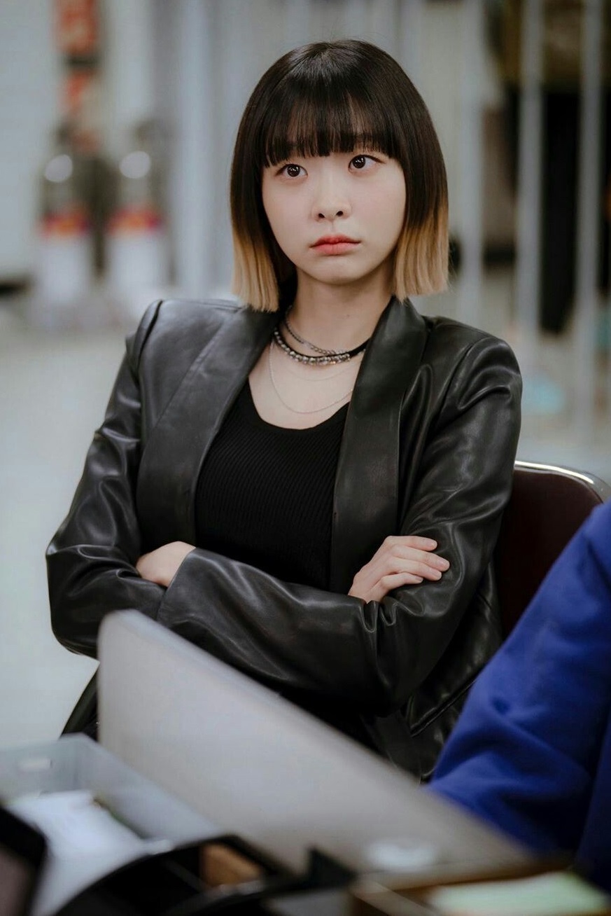 10 điên nữ đẹp nhất Hàn Quốc: Song Hye Kyo xếp sau Park Shin Hye, hạng 1 nhan sắc điên đảo chúng sinh- Ảnh 11. 10 điên nữ đẹp nhất Hàn Quốc: Song Hye Kyo xếp sau Park Shin Hye, hạng 1 nhan sắc điên đảo chúng sinh- Ảnh 11.