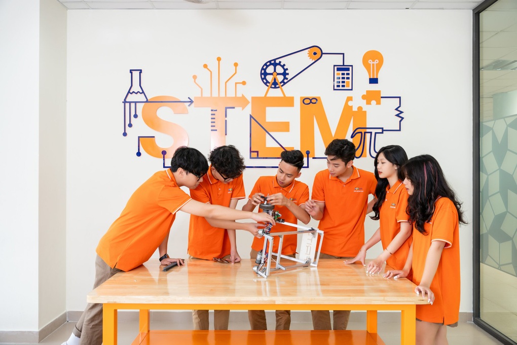 FPT Schools lần đầu tổ chức sân chơi AI và Robotics cho học sinh toàn quốc - 3
