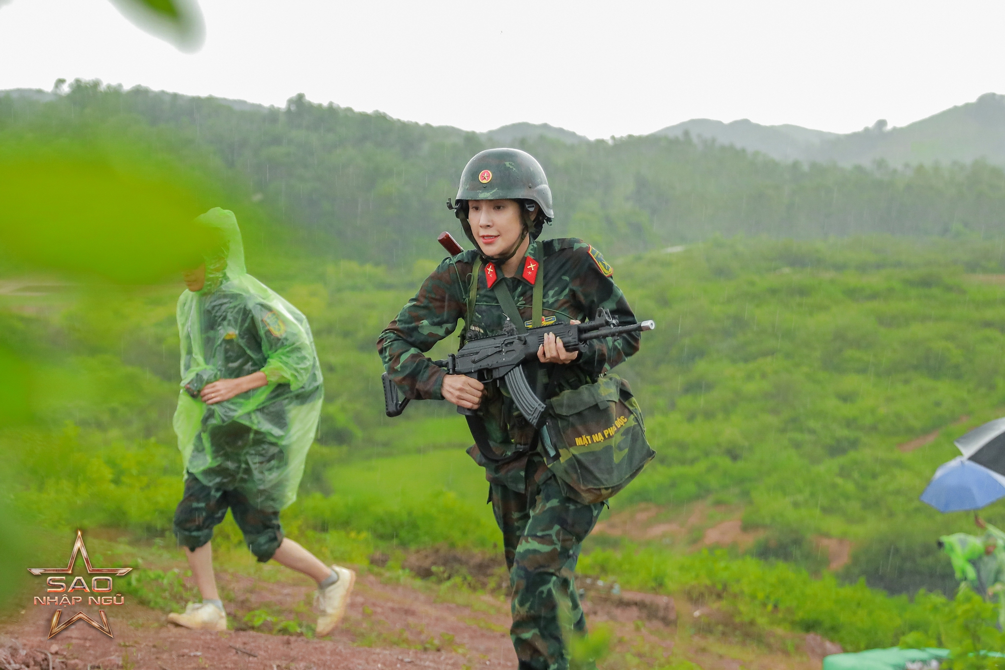 Tập cuối Sao Nhập Ngũ 2025: Hoà Minzy bật khóc, Diệu Nhi nghẹn giọng nói câu này- Ảnh 5. Tập cuối Sao Nhập Ngũ 2025: Hoà Minzy bật khóc, Diệu Nhi nghẹn giọng nói câu này- Ảnh 5.