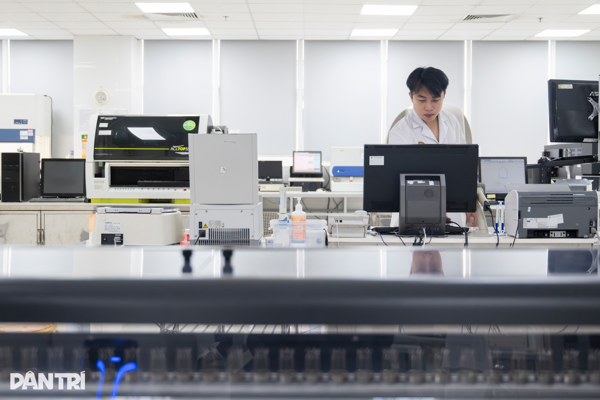 Hệ thống xét nghiệm máu tự động 20.000 mẫu/ngày hiện đại bậc nhất Việt Nam - 12