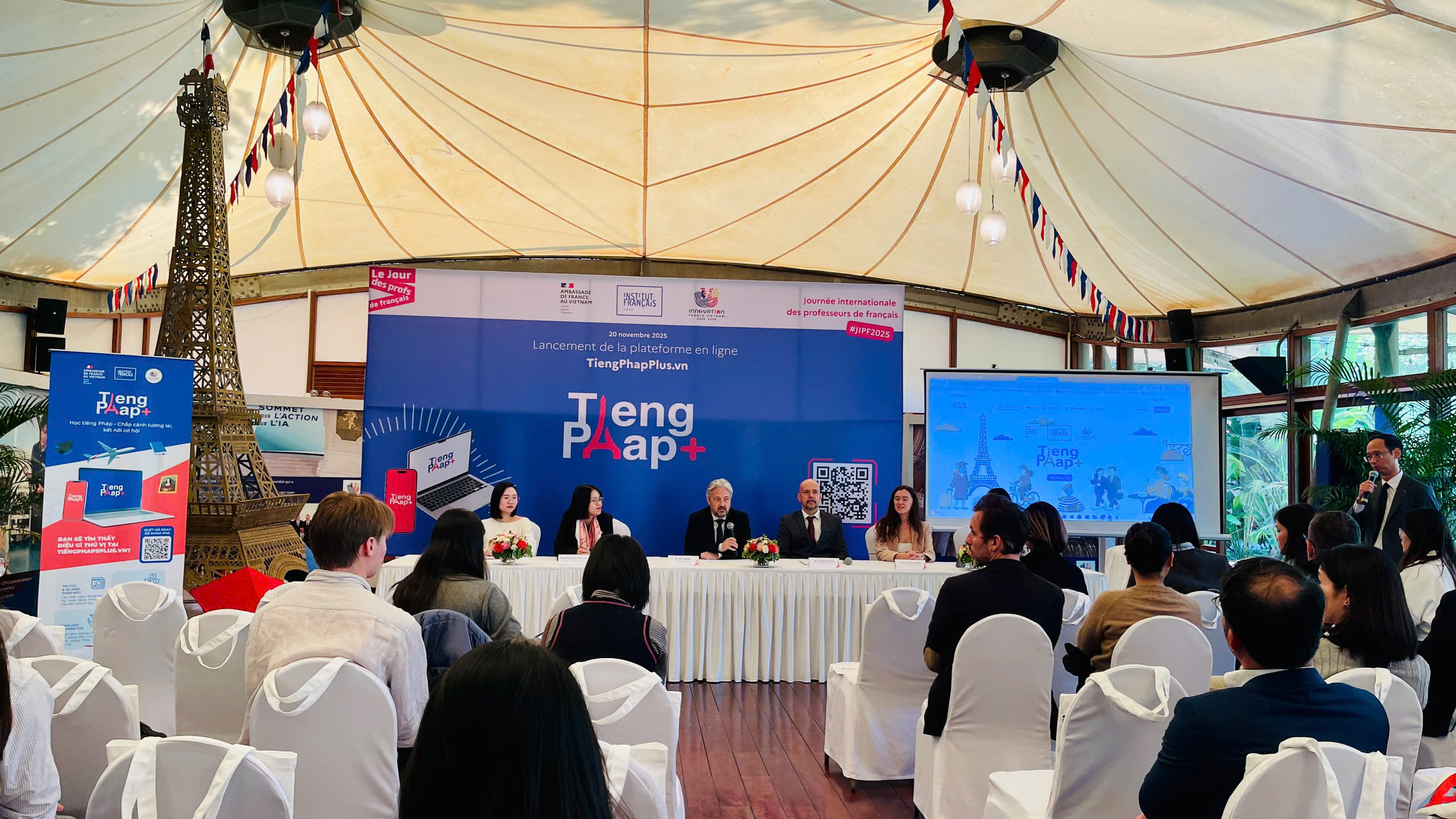 Ra mắt nền tảng Tiếng Pháp Plus phục vụ cộng đồng Pháp ngữ tại Việt Nam 2 Ra mắt nền tảng Tiếng Pháp Plus phục vụ cộng đồng Pháp ngữ tại Việt Nam - Ảnh 2.