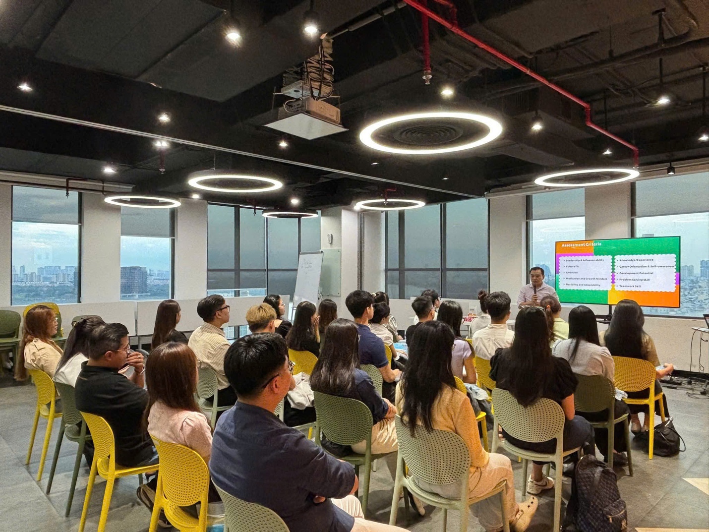 Starbucks Vietnam: Khi chiến lược phát triển con người trở thành lợi thế cạnh tranh bền vững- Ảnh 3.