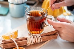 4 loại trà uống buổi tối giúp ngủ ngon, giảm mỡ bụng