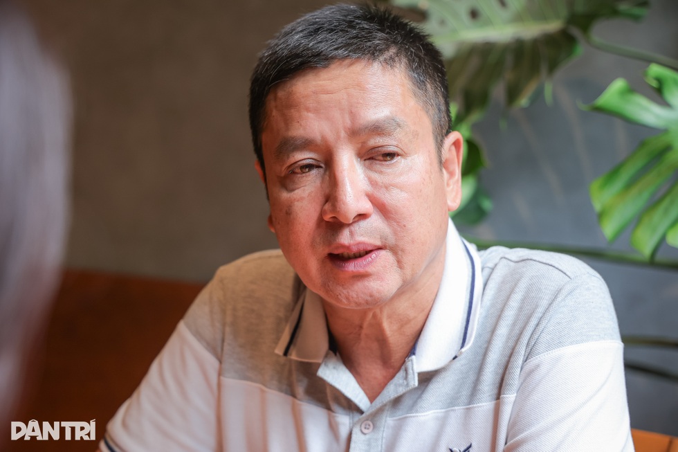 Danh hài Chí Trung: Từng ra chợ Trời kiếm sống, bán vé nhặt nhạnh từng xu - 4