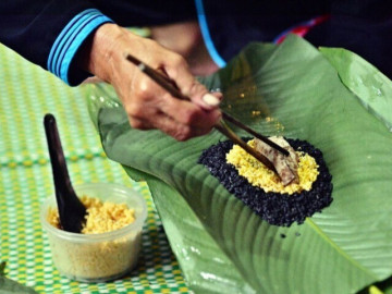 Món bánh chọn dâu của xứ Lạng, đặc sản vỏ đen ruột vàng, tưởng ăn nóng bụng nhưng lại giúp hạ hỏa