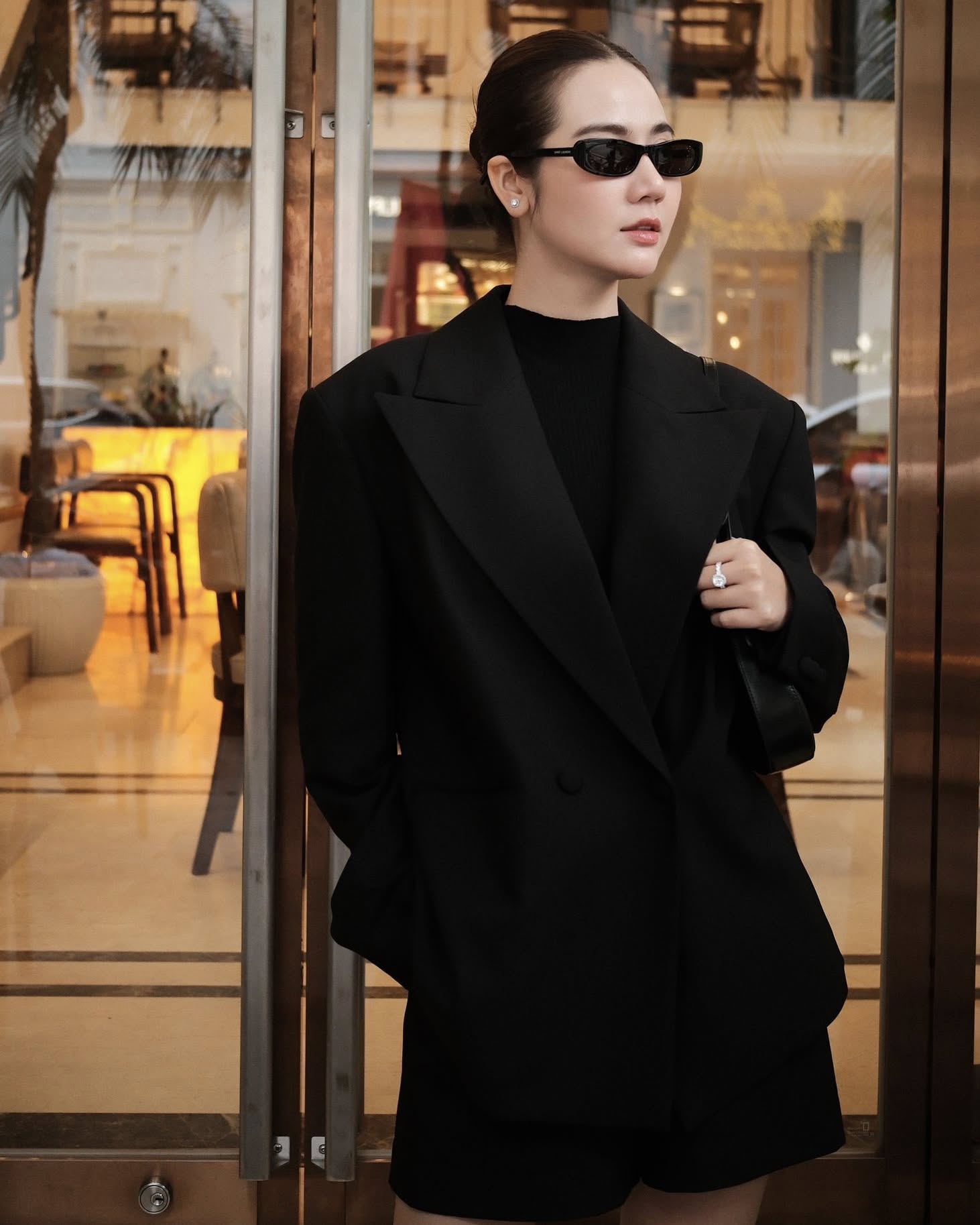 10 set đồ mùa đông quá đẹp của mỹ nhân Việt, không tham khảo là tiếc 4 10 set đồ mùa đông quá đẹp của mỹ nhân Việt, không tham khảo là tiếc - Ảnh 4.