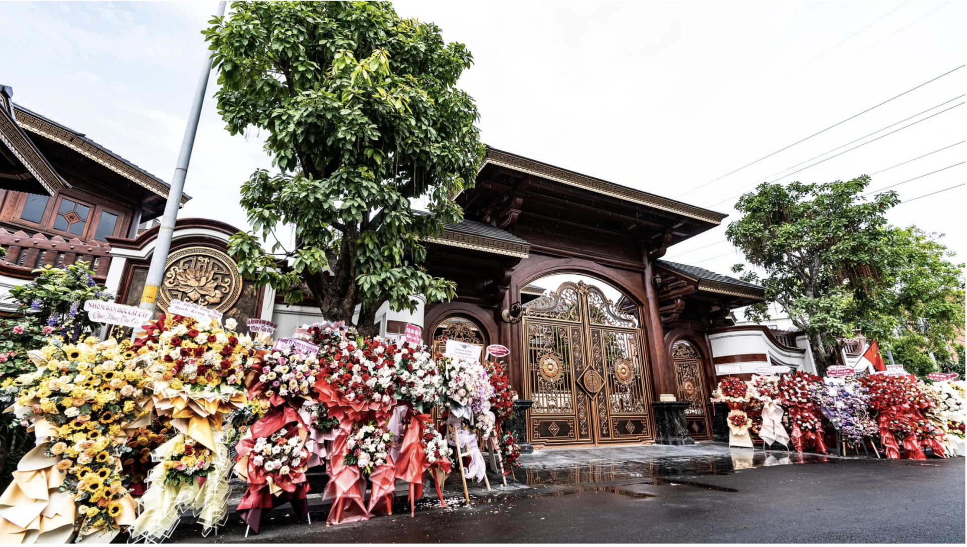 Toàn cảnh từ trên cao biệt phủ xa hoa 4000m2 của vợ chồng 