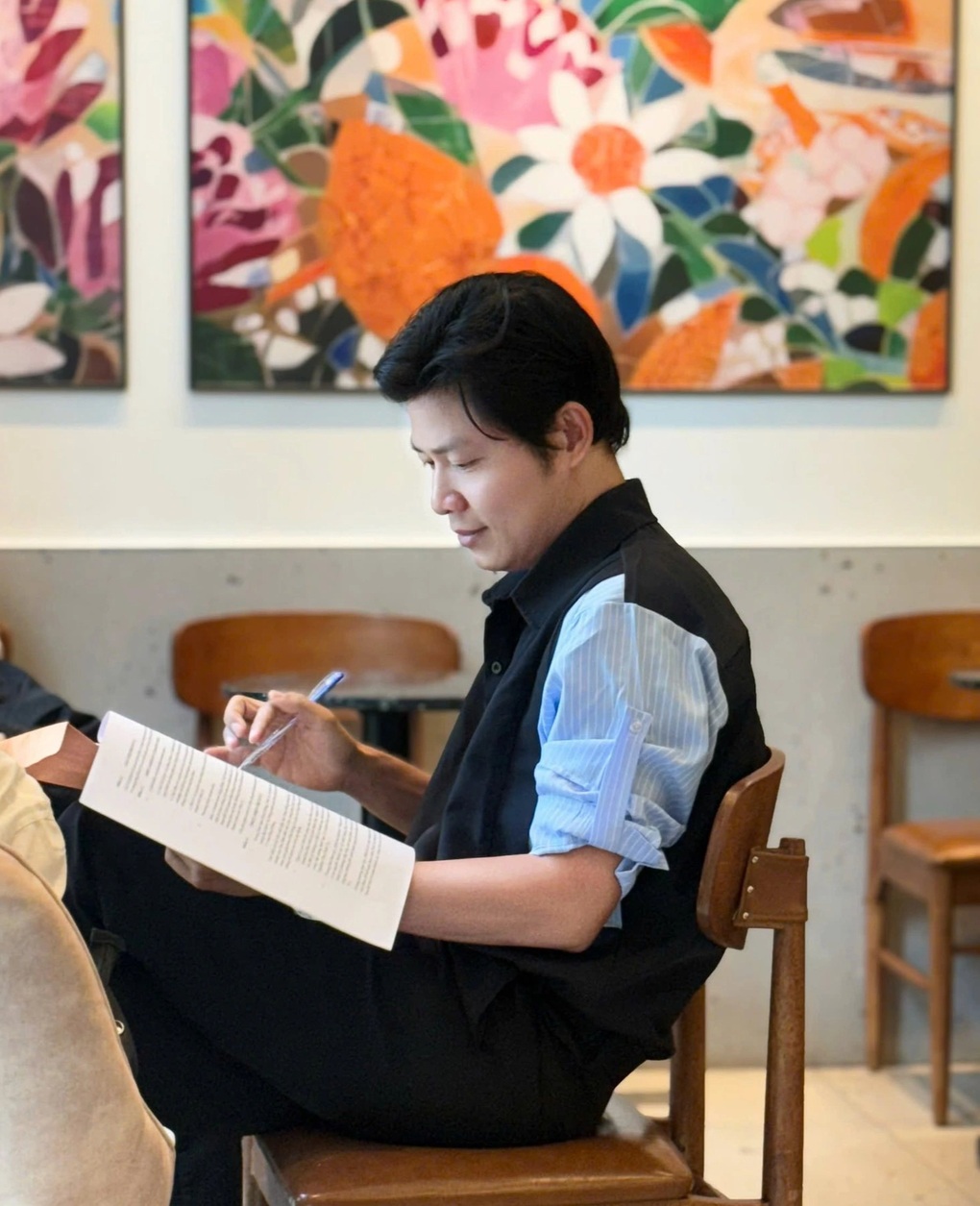 Nguyễn Văn Chung học đại học tuổi 42: Tôi chấp nhận hy sinh show diễn - 2