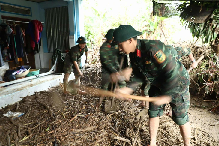 Phó Thủ tướng Nguyễn Hòa Bình: Dốc toàn lực khắc phục hậu quả lũ, minh bạch thông tin thiệt hại - Ảnh 5. Đắk Lắk - Ảnh 5.