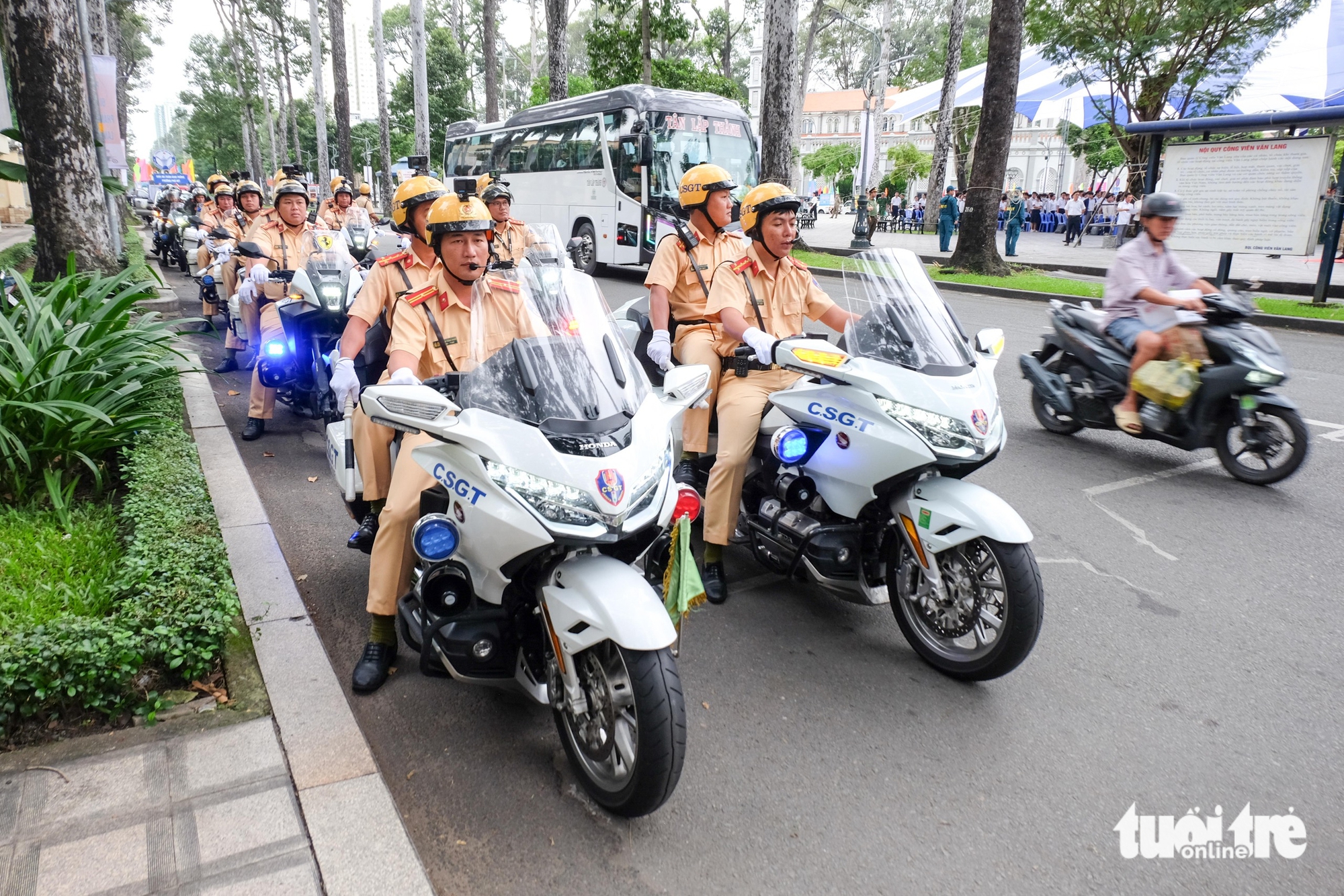 TP.HCM có gần 1.000 người chết do tai nạn giao thông trong 11 tháng 5 giao thông - Ảnh 5.