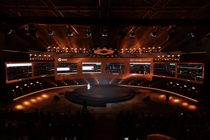 Giải Esport phái sinh diễn ra trực tiếp tại sự kiện. Ảnh: DNSE