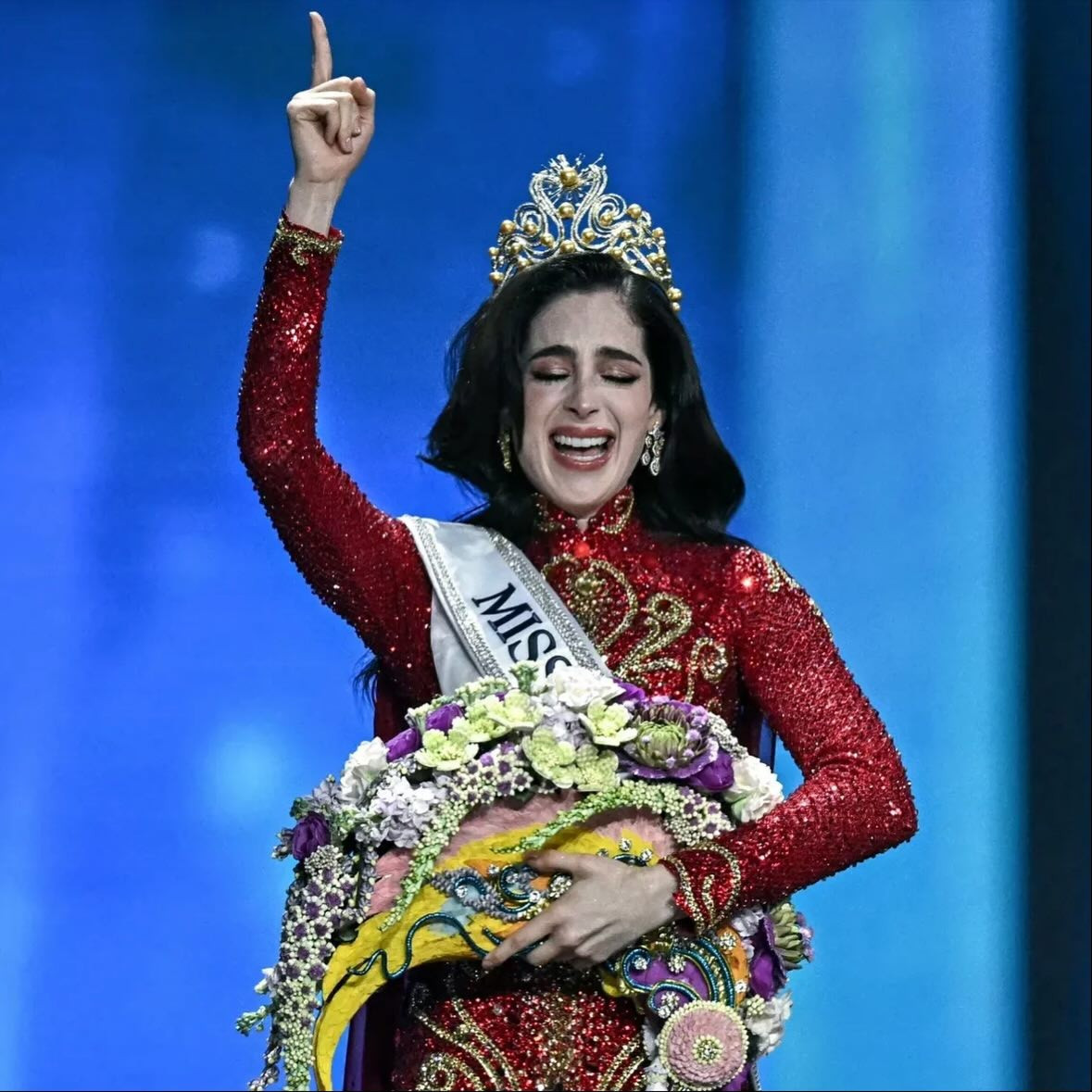 Truyền thông quốc tế công khai 