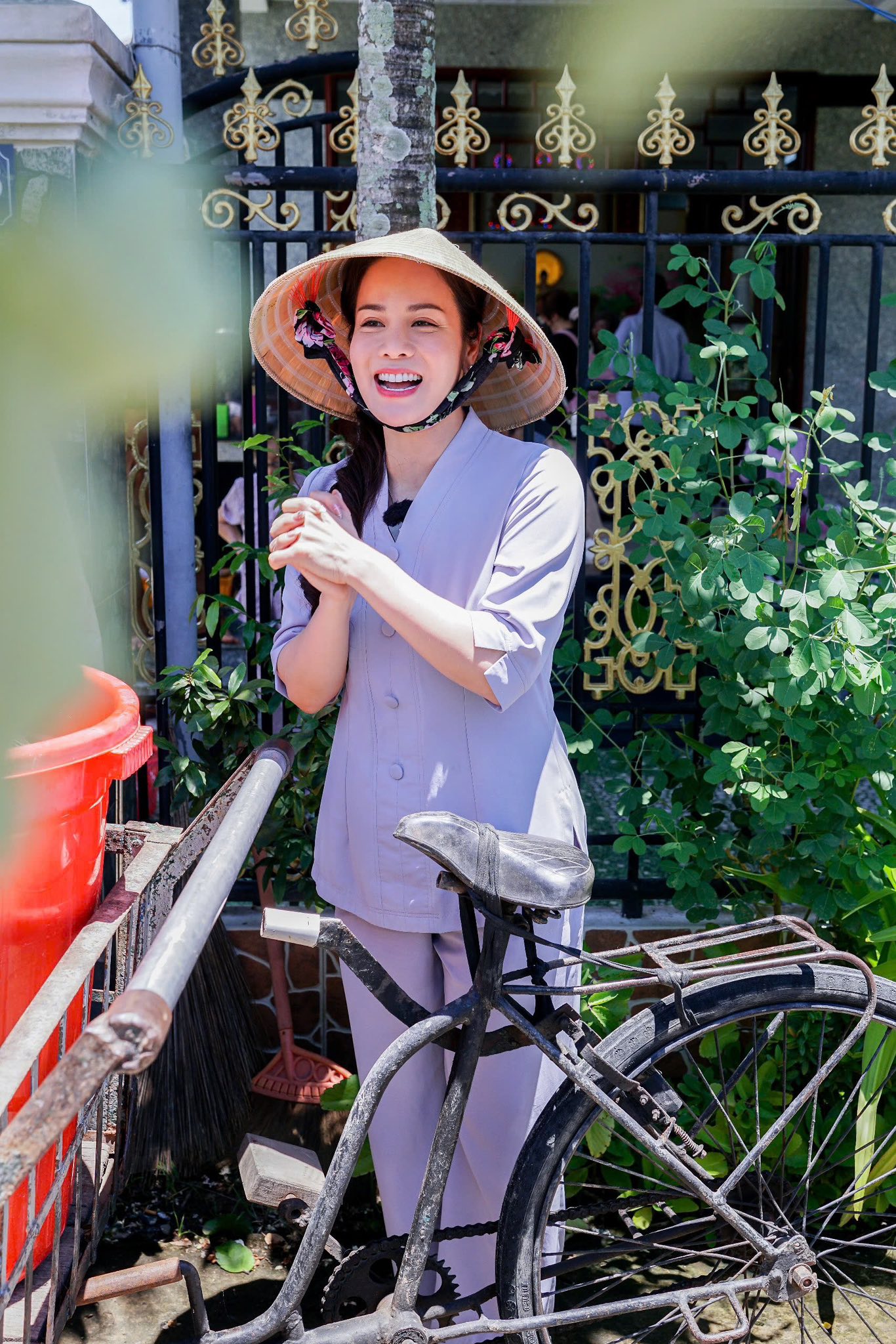 1763797545 923 Me don than giau nhat nhi showbiz So hon nhan