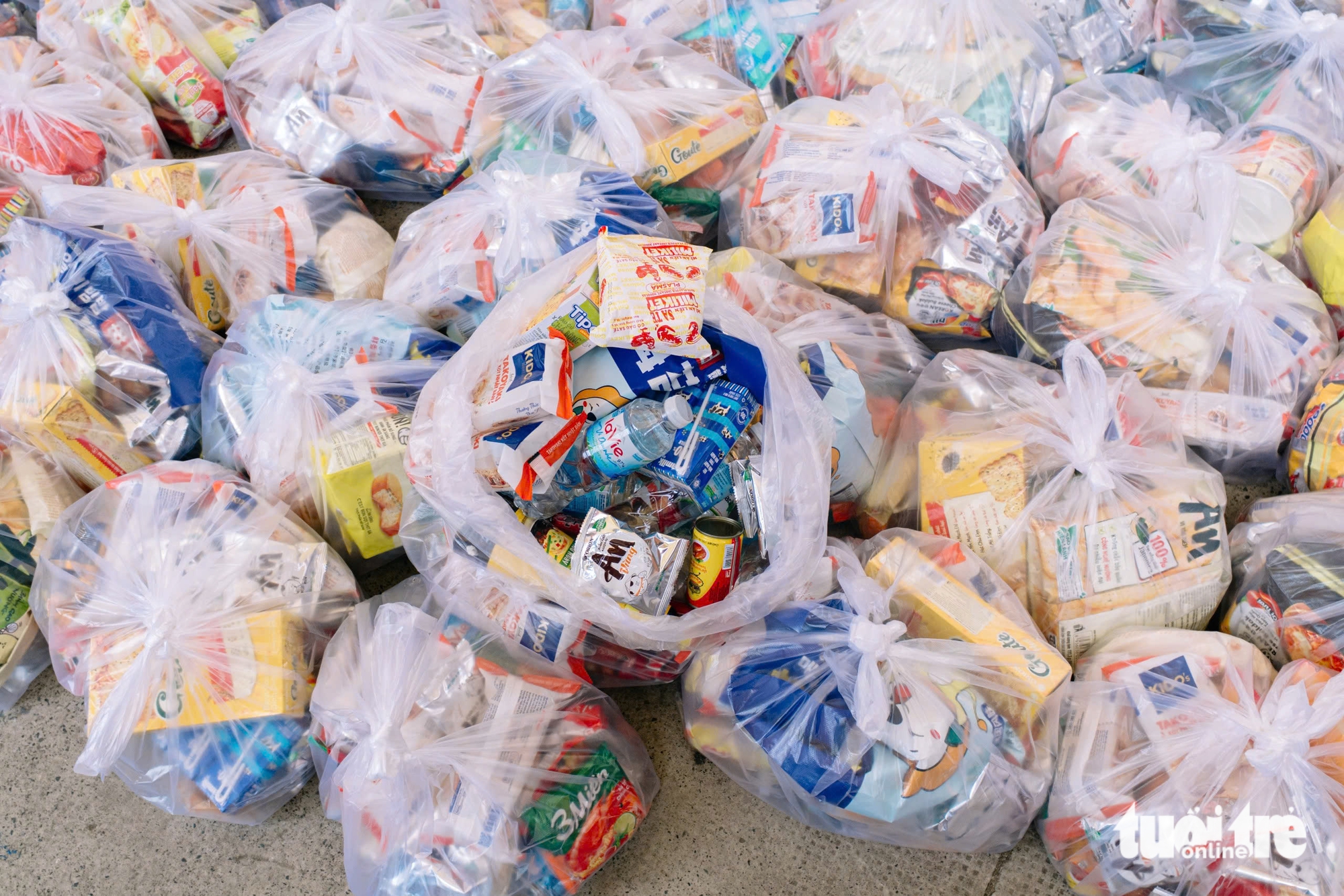 cứu trợ - Ảnh 17.