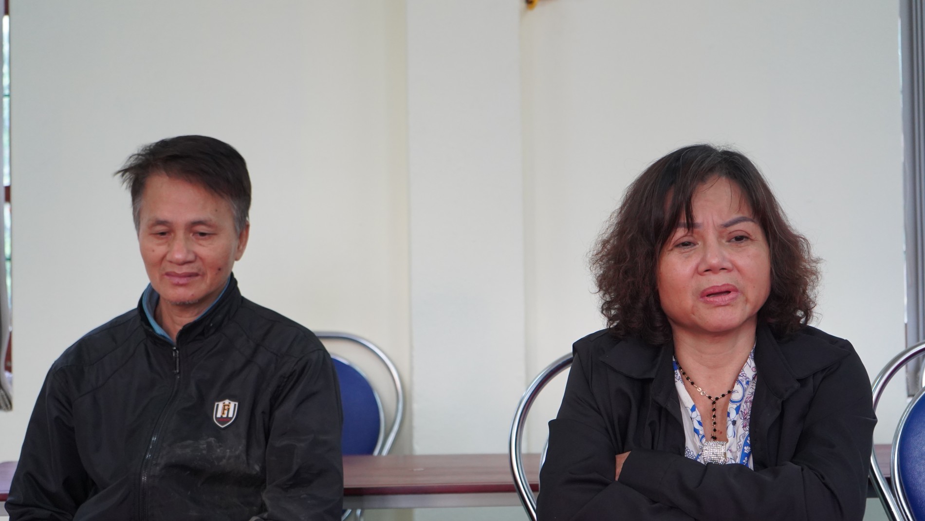 Cục Bà mẹ và Trẻ em chỉ đạo điều trị tâm lý cho bé gái bị 3 người thân bạo hành 2 BẠO HÀNH - Ảnh 2.