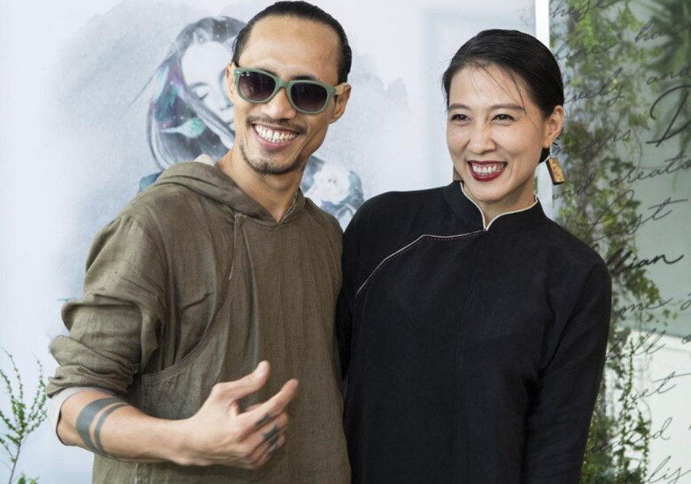 Nam ca sĩ gặp biến cố, cắt liên lạc với vợ con, vào chùa tu, ngày ngày quét sơn tường, tuổi 40 ra sao?- Ảnh 3. Nam ca sĩ gặp biến cố, cắt liên lạc với vợ con, vào chùa tu, ngày ngày quét sơn tường, tuổi 40 ra sao?- Ảnh 3.