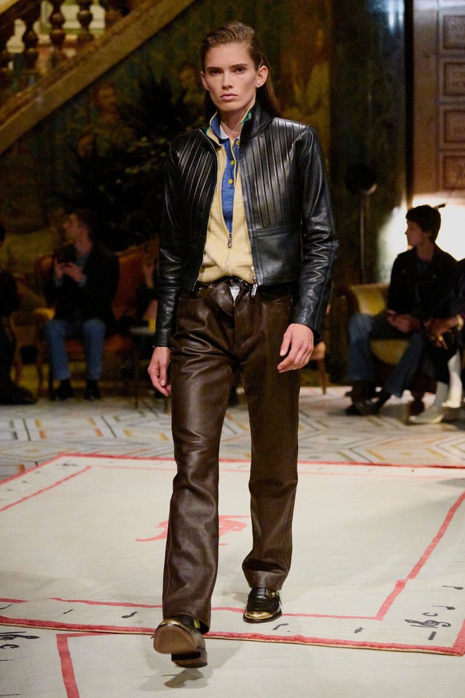 Phong cách Âu, Mỹ hiện đại với các kiểu áo khoác thu đông khỏe khoắn- Ảnh 4.