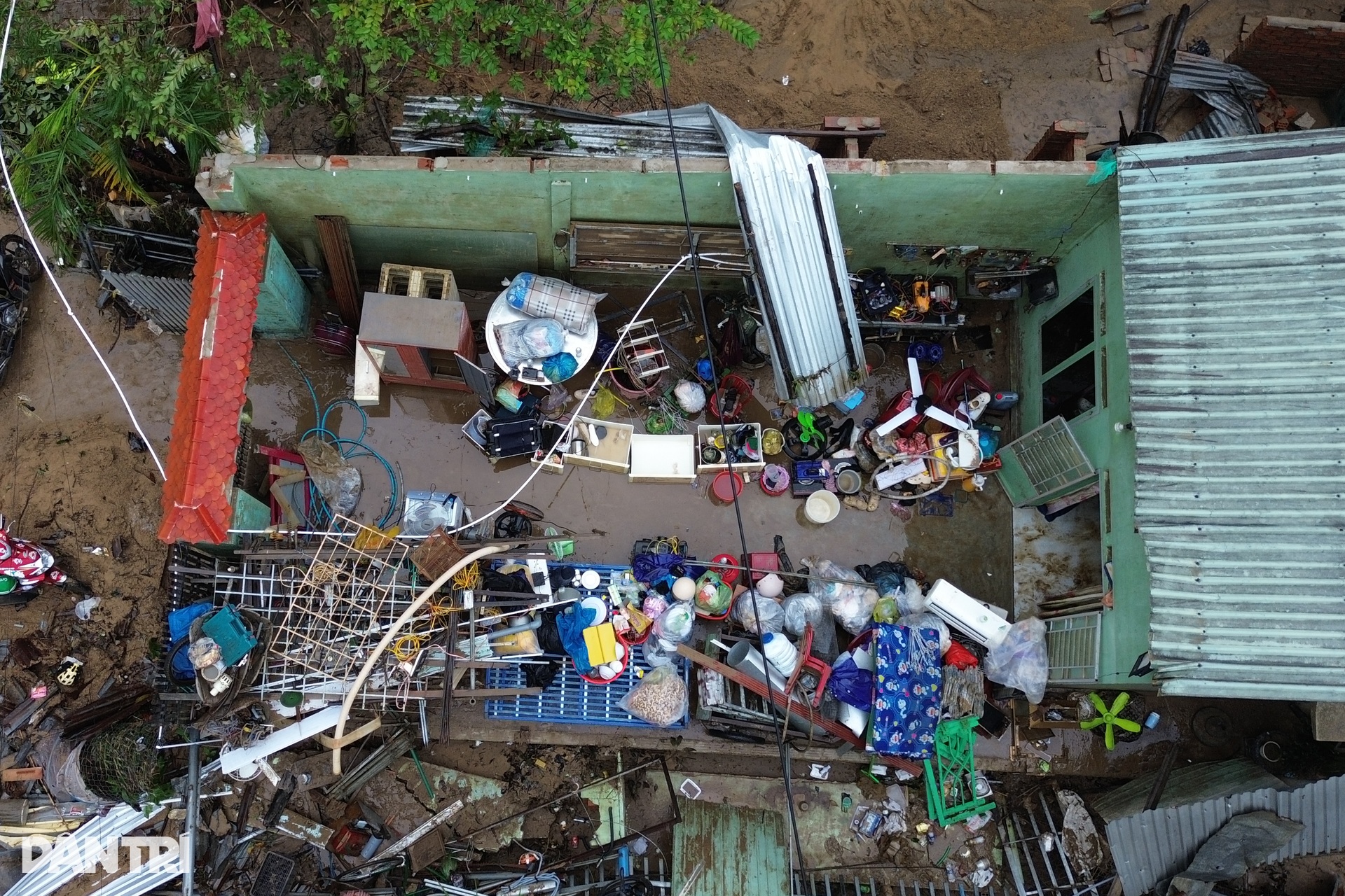 Nơi cơn đại hồng thủy vừa đi qua - 7