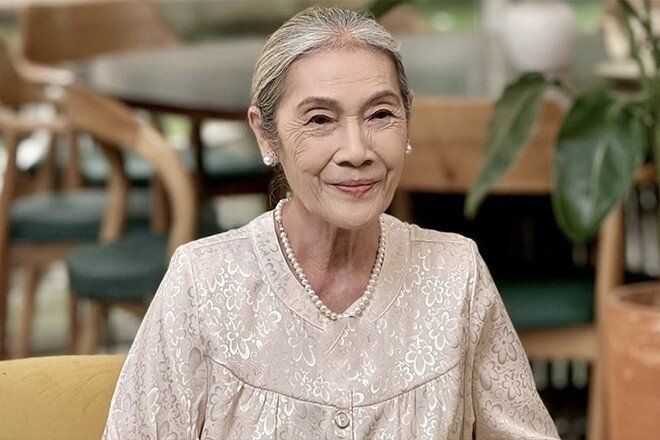 Diễn viên Thanh Hiền kể chồng có người khác: "Cô bồ muốn chọc tức tôi, viết tên chồng tôi và cô ấy lên cổ áo" 8 Nữ nghệ sĩ lớn tuổi còn rất rành công nghệ.