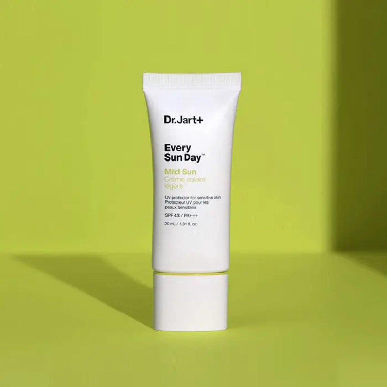 5 lọ kem chống nắng Hàn Quốc chất lượng: Dùng vào mùa đông rất hợp vì mềm da, bảo vệ tốt- Ảnh 3. 5 lọ kem chống nắng Hàn Quốc chất lượng: Dùng vào mùa đông rất hợp vì mềm da, bảo vệ tốt- Ảnh 3.